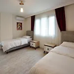 Oezerler Apartment *