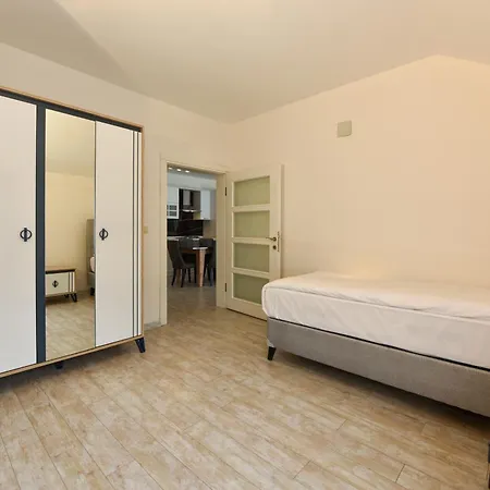 Apartment Oezerler